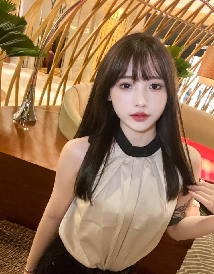 十九岁暴躁少女CSGO免费观看,HD中字高清在线观看